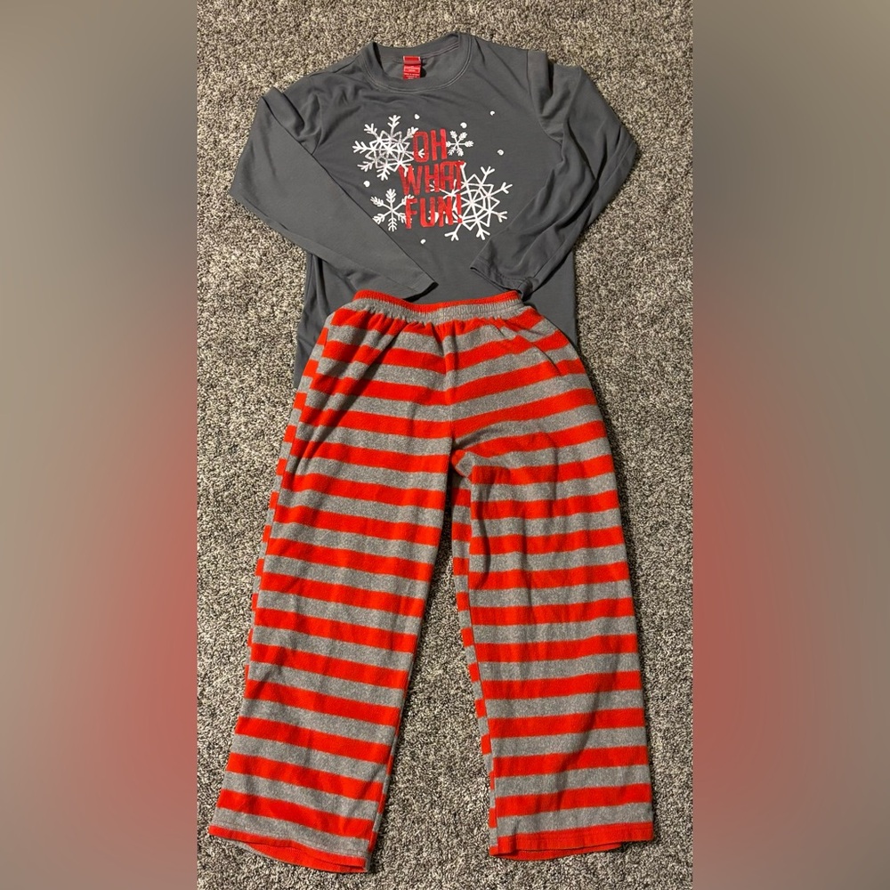 Kohl’s - Kids Size 10 - “Oh What Fun” Christmas Pajama Set